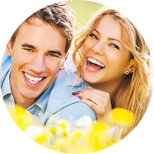 smiling-young-couple