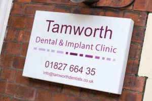 Tamworth-Dental-tamworth-sign